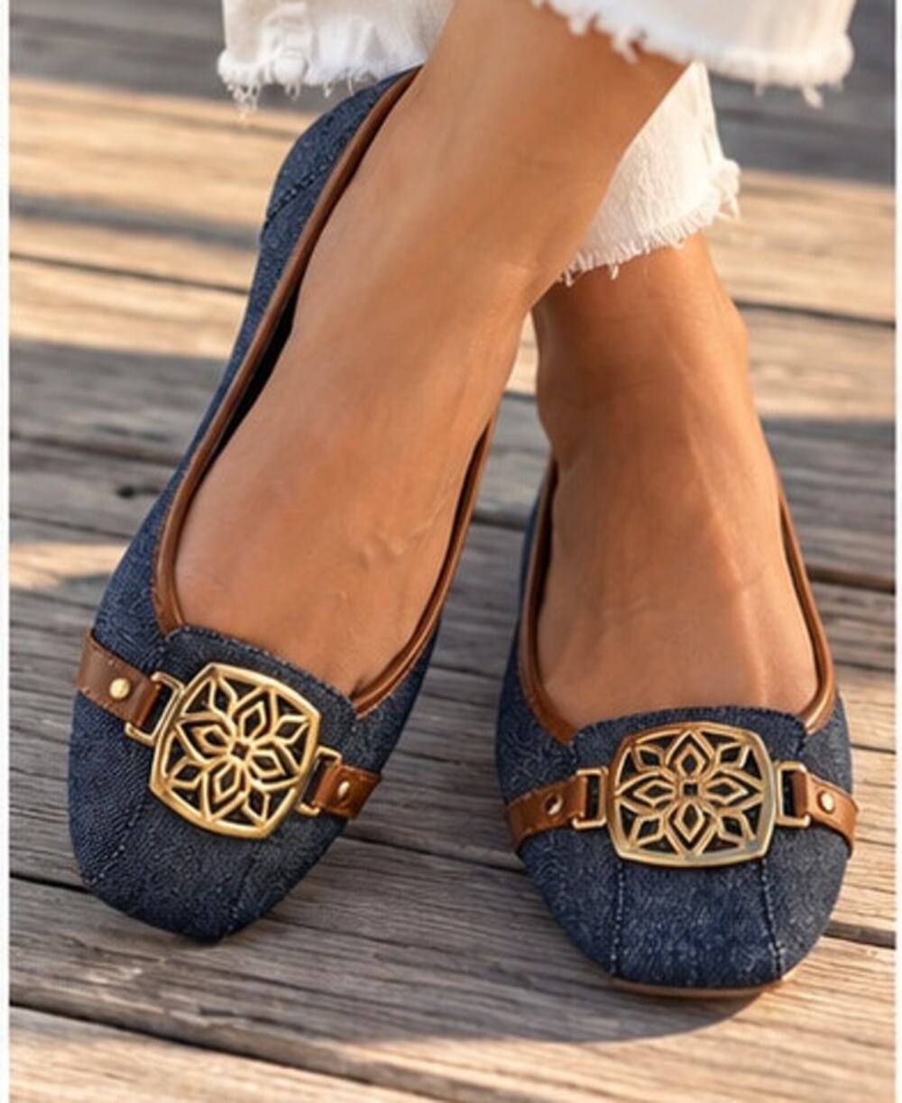 Christian Siriano for Payless Delilah Denim Flats 8.5 Blue Gold Medallion Classy